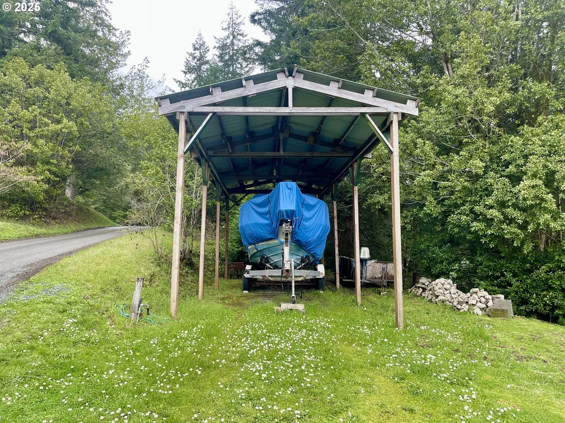 Photo of 54825 ROBINSON RD