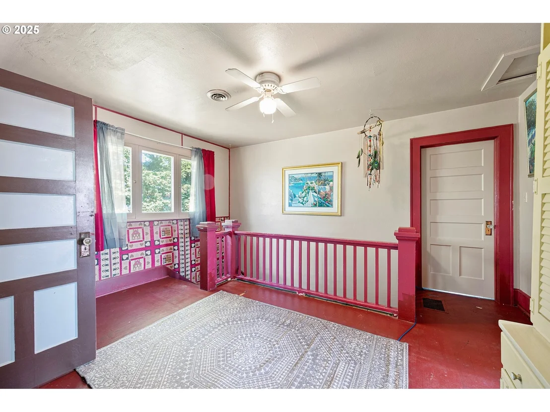 Photo of 5320 ROYAL AVE