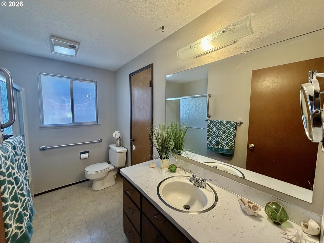 Photo of 4478 HILTON DR