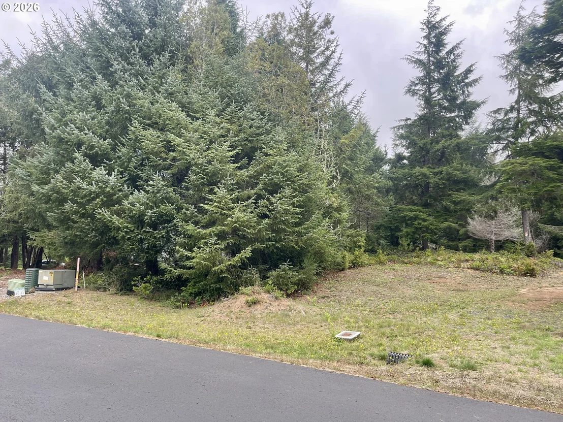 Photo of Unit LOT11 at Sandpoint RD
