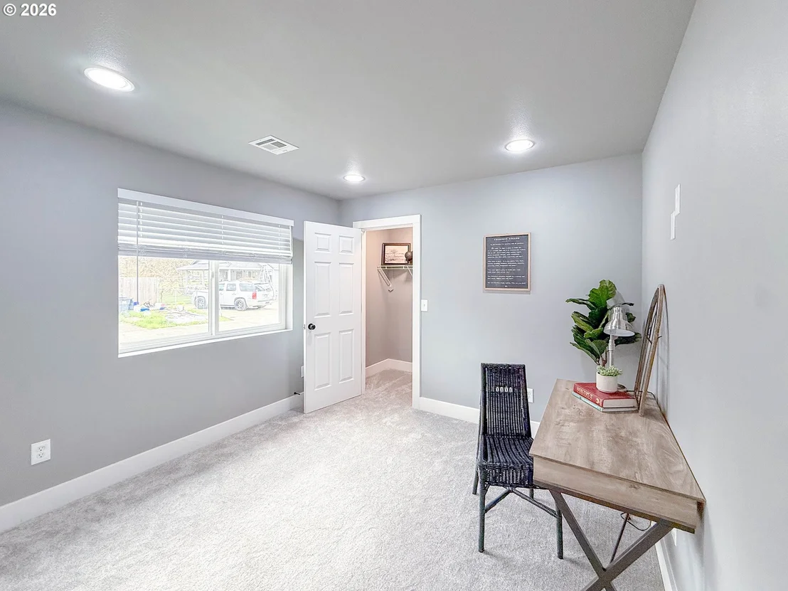 Photo of 2382 E IRWIN WAY