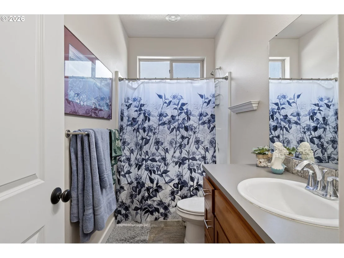 Photo of 963 PENNINGTON CT
