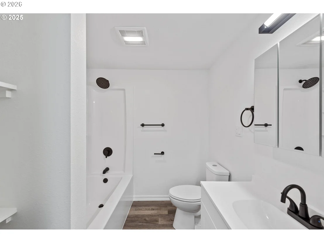 Photo of 165 N 15TH ST
