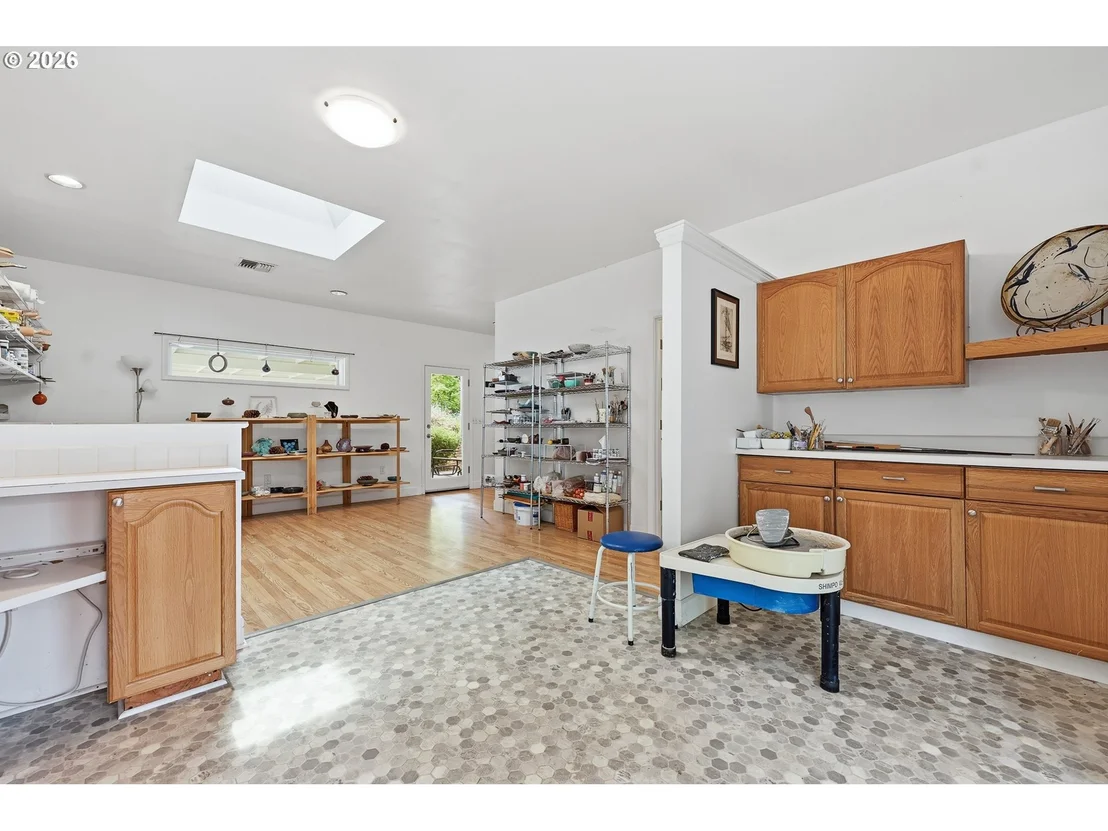 Photo of 595 DARTMOOR DR