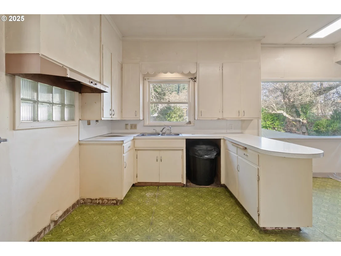 Photo of 412 GARDNER AVE