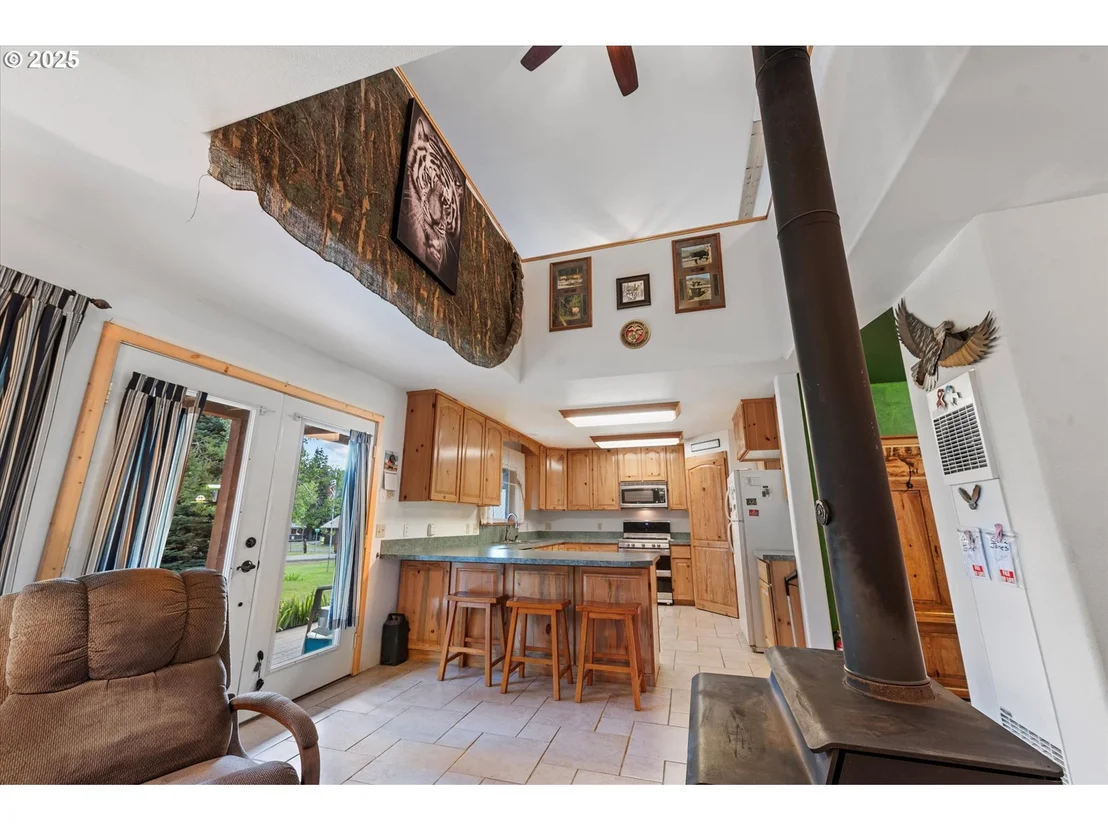 Photo of 206 AUSTIN ST
