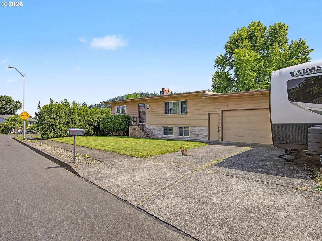Photo of 1454 SW 4TH ST