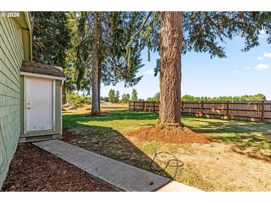 Photo of 90798 ALVADORE RD
