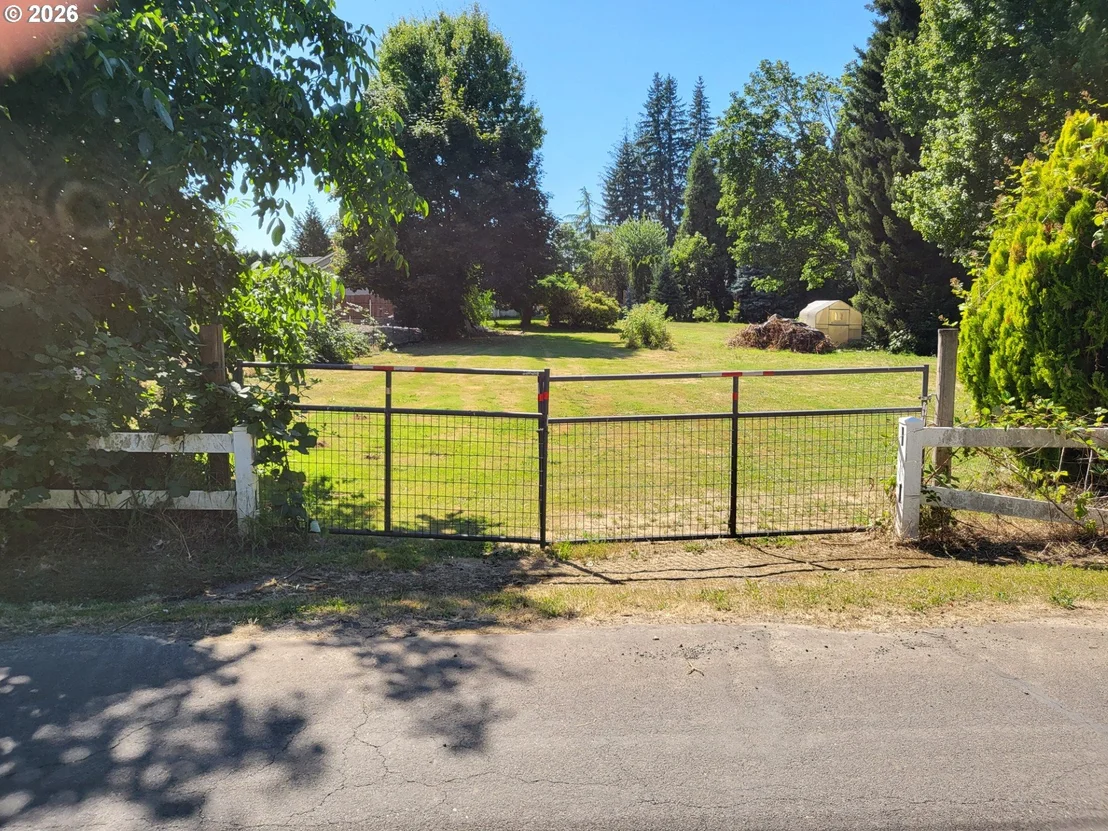 Photo of 7137 SE 322ND AVE
