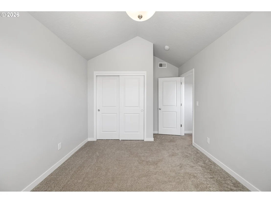 Photo of 2452 W 9TH AVE
