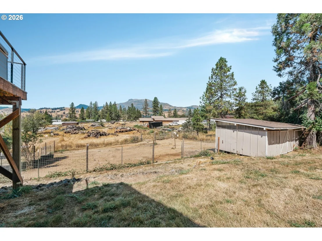 Photo of 216 TERRACE DR
