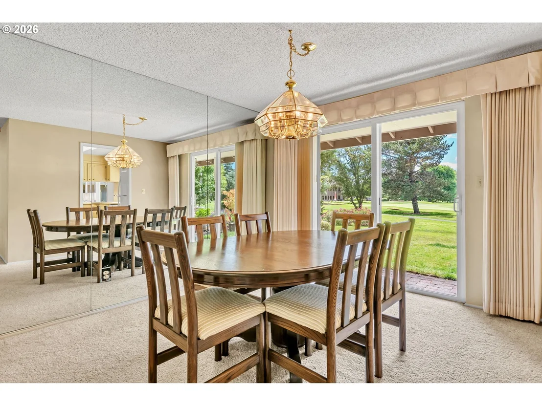 Photo of 1922 SPRINGHILL DR