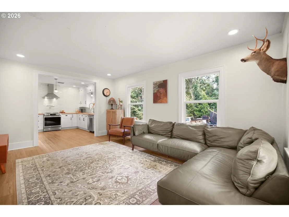 Photo of 122 ROCK ST