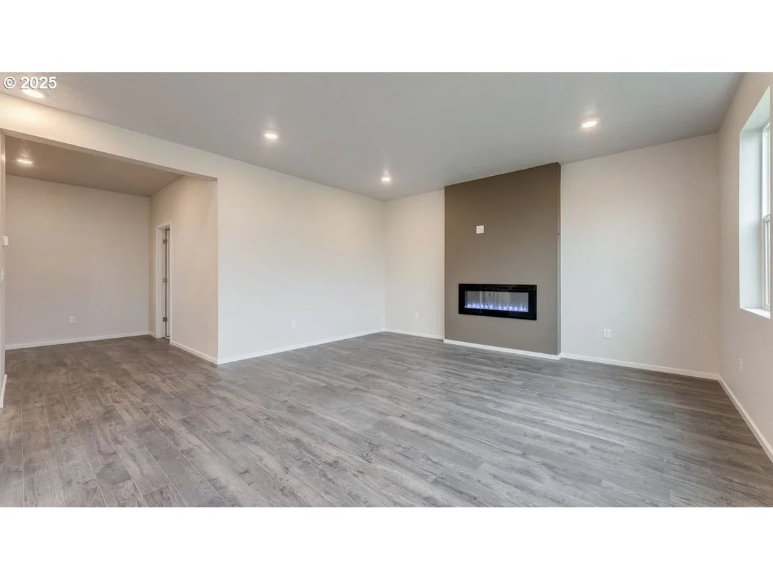 Photo of 4941 Elvis AVE NE