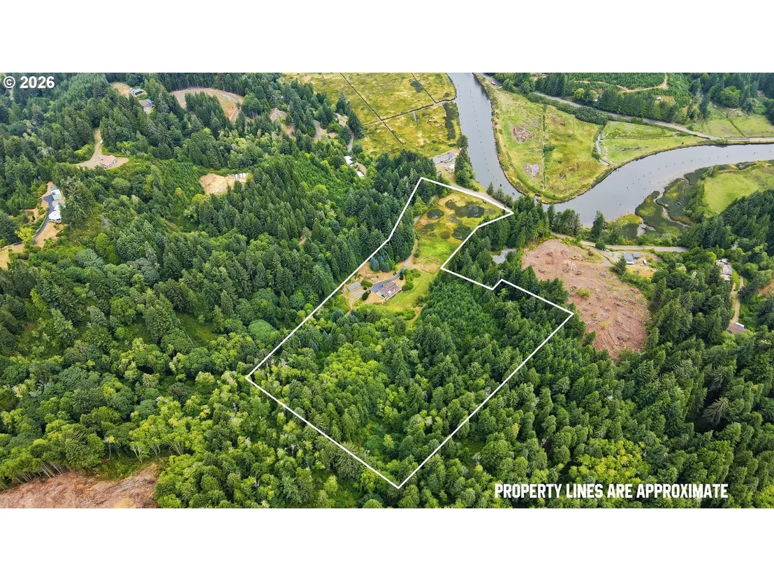 Photo of 61370 OLD WAGON RD