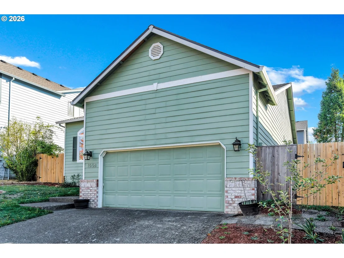Photo of 1558 SE JASMINE WAY