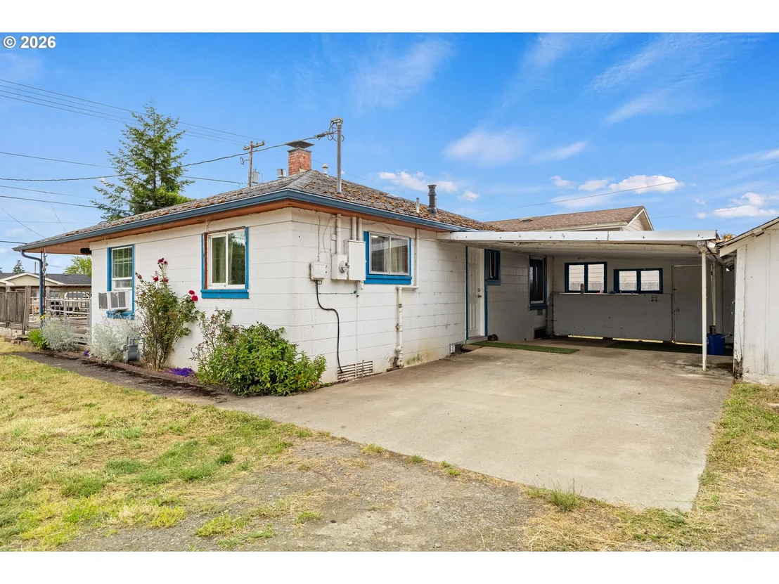Photo of 1923 MAPLE ST