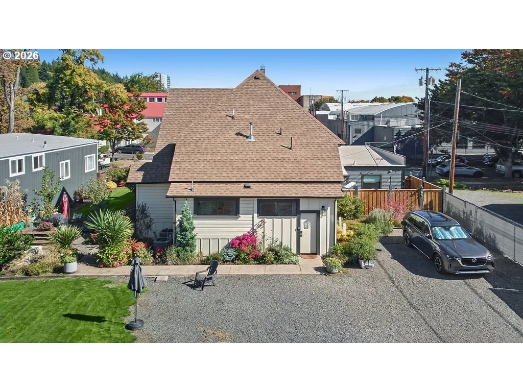 Photo of 436 LINCOLN ST