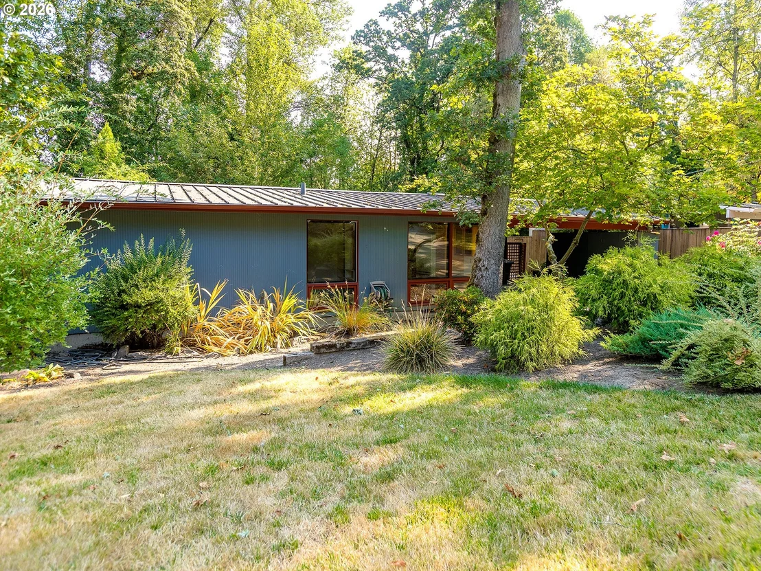 Photo of 19922 WHITE CLOUD CIR
