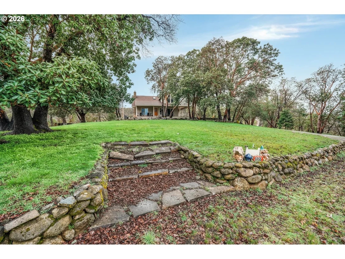 Photo of 5655 TAMARACK LN