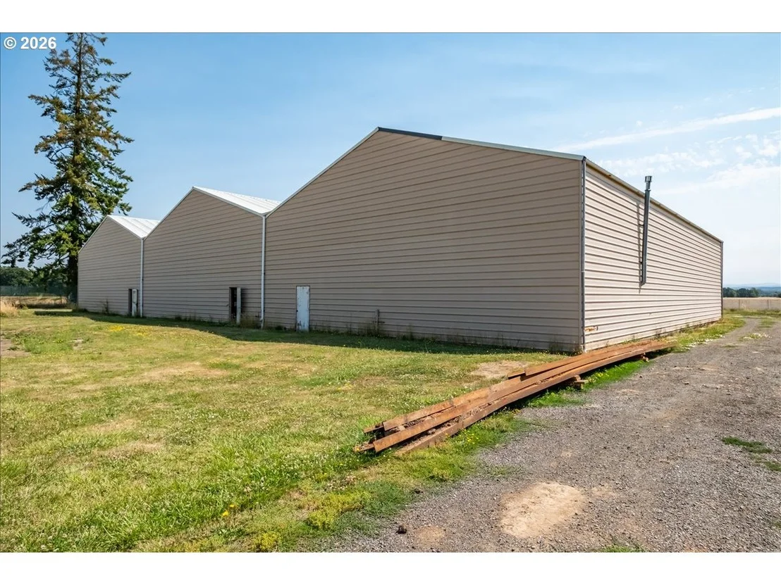 Photo of 34976 KAMPH DR