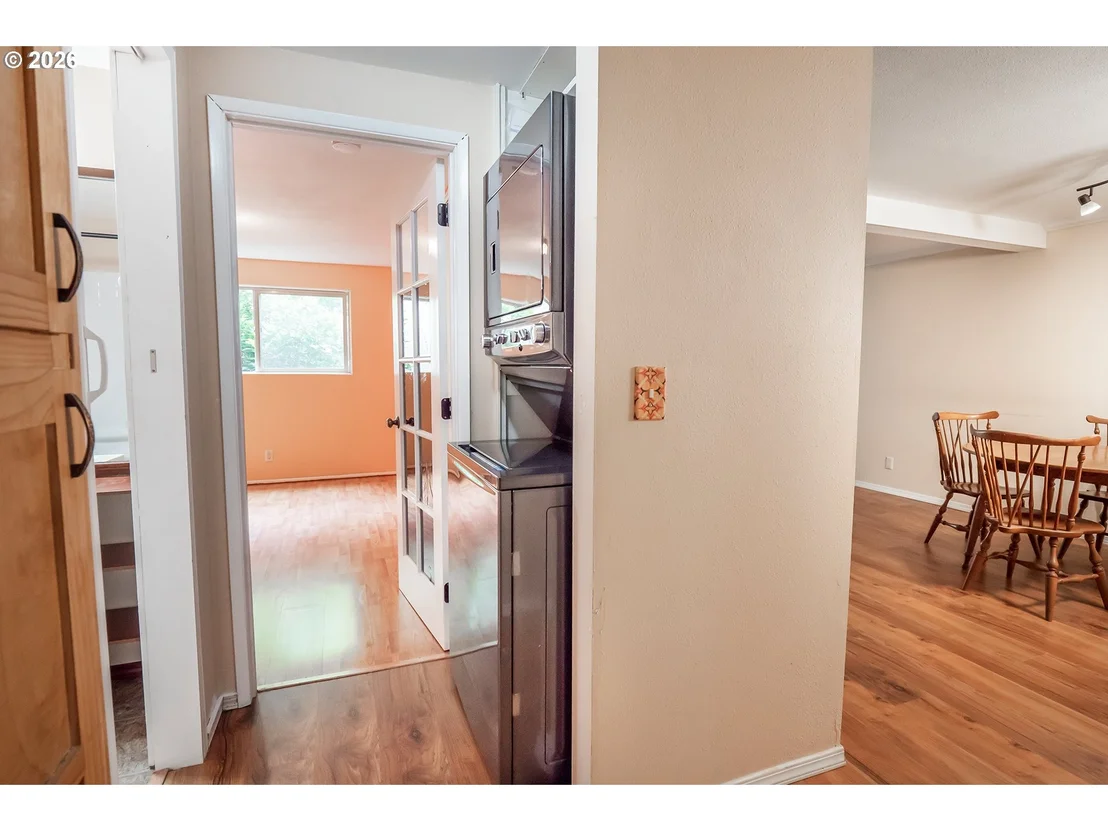 Photo of Unit C at 4047 DONALD ST
