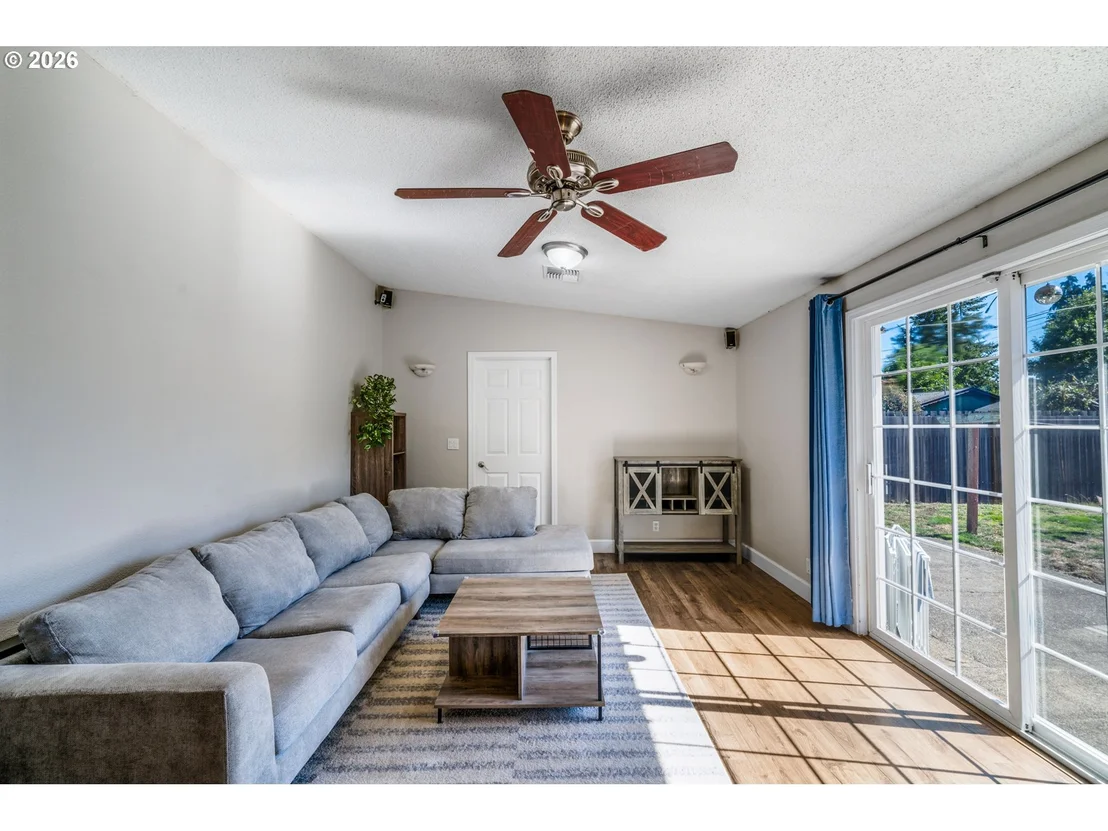 Photo of 276 KNIGHT AVE