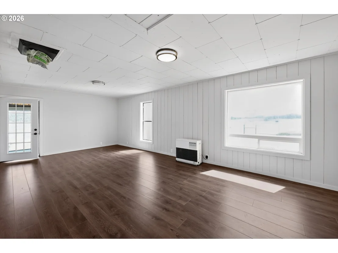 Photo of 25660 SPRAGUE RIVER RD