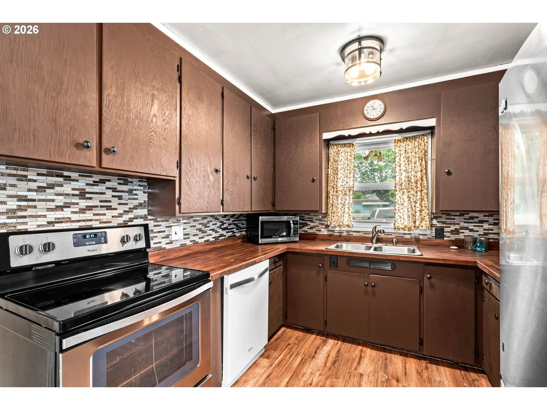 Photo of 3003 RIVER RD
