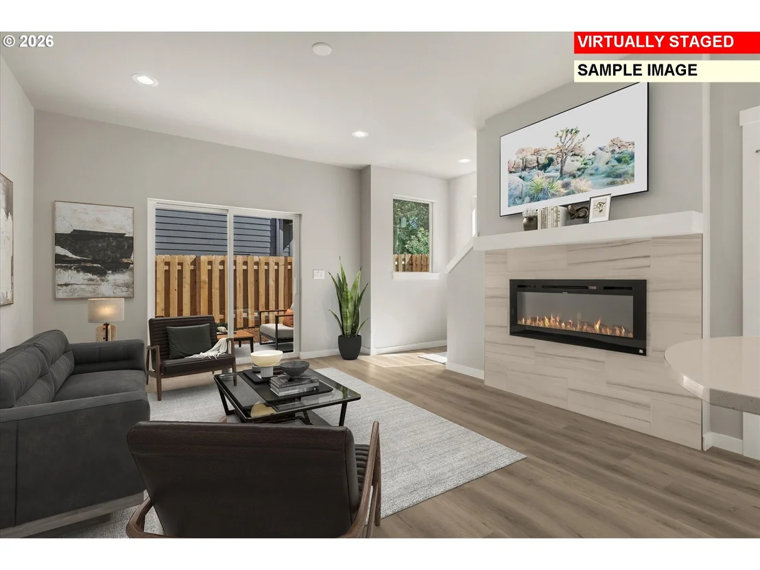 Photo of 2421 NW 1ST DR