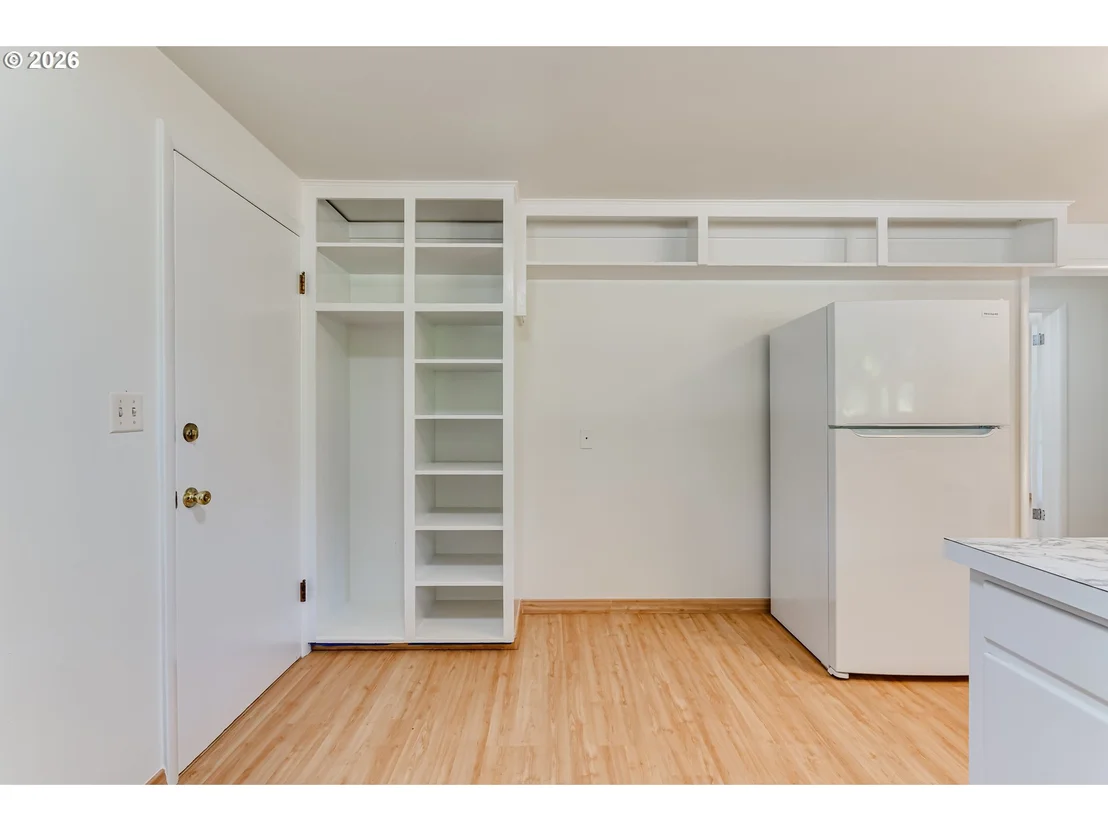 Photo of 280 REGAL CT