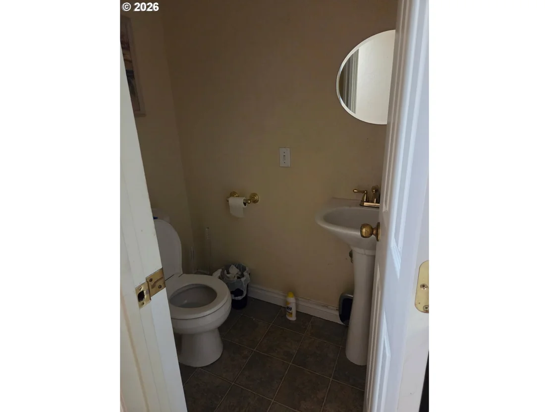 Photo of 1575 HORN LN