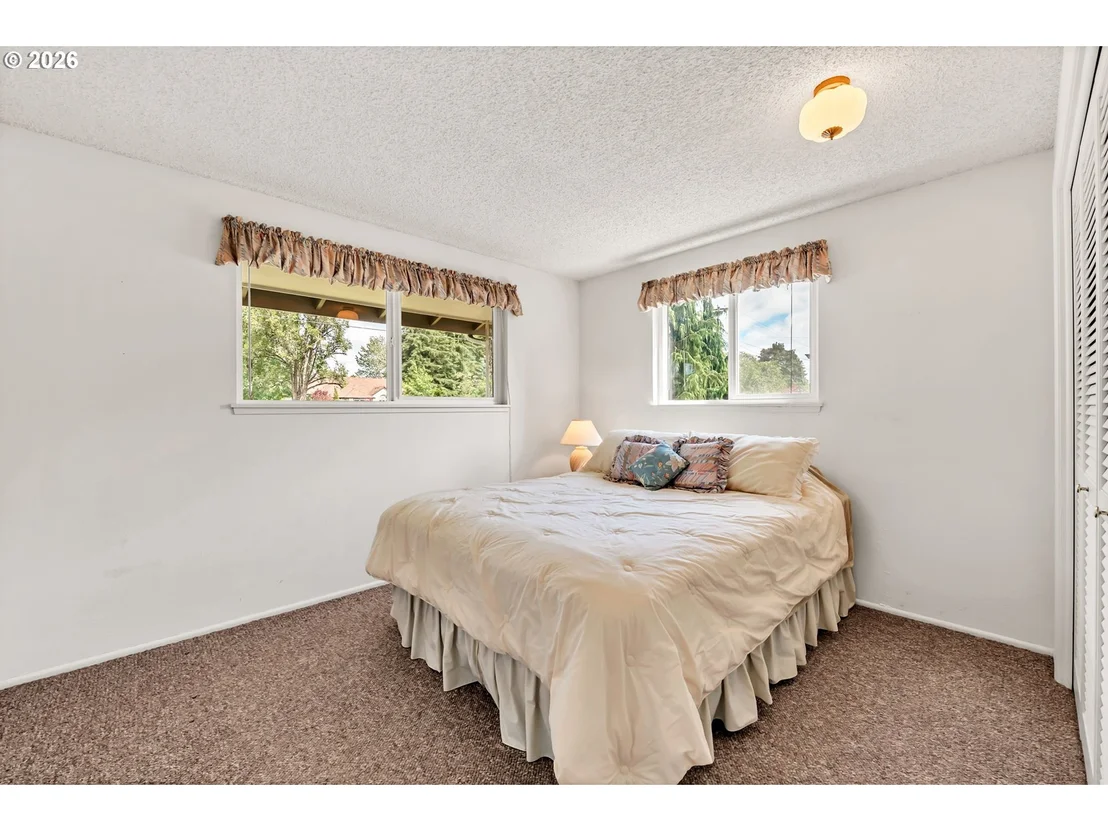 Photo of 1922 SPRINGHILL DR