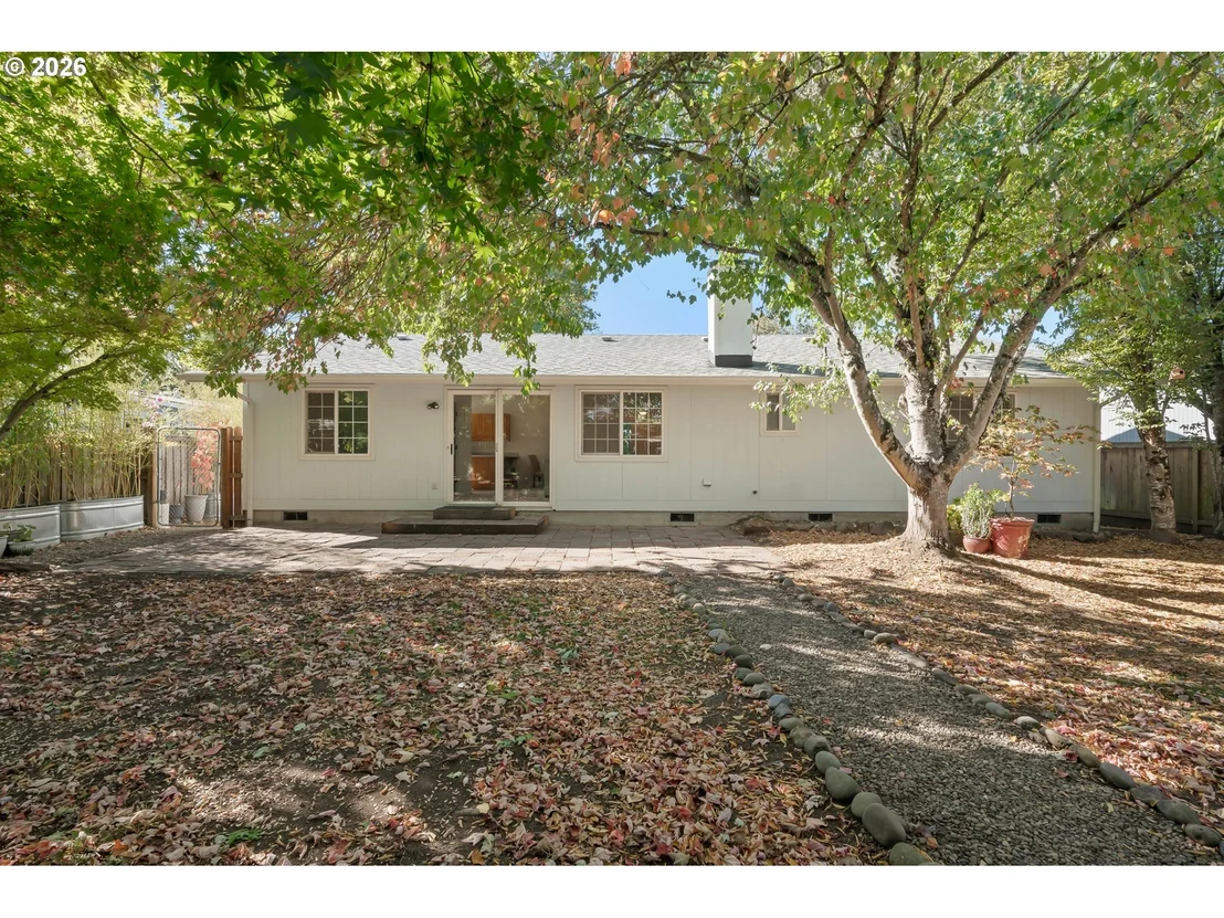 Photo of 1315 ARCADIA DR