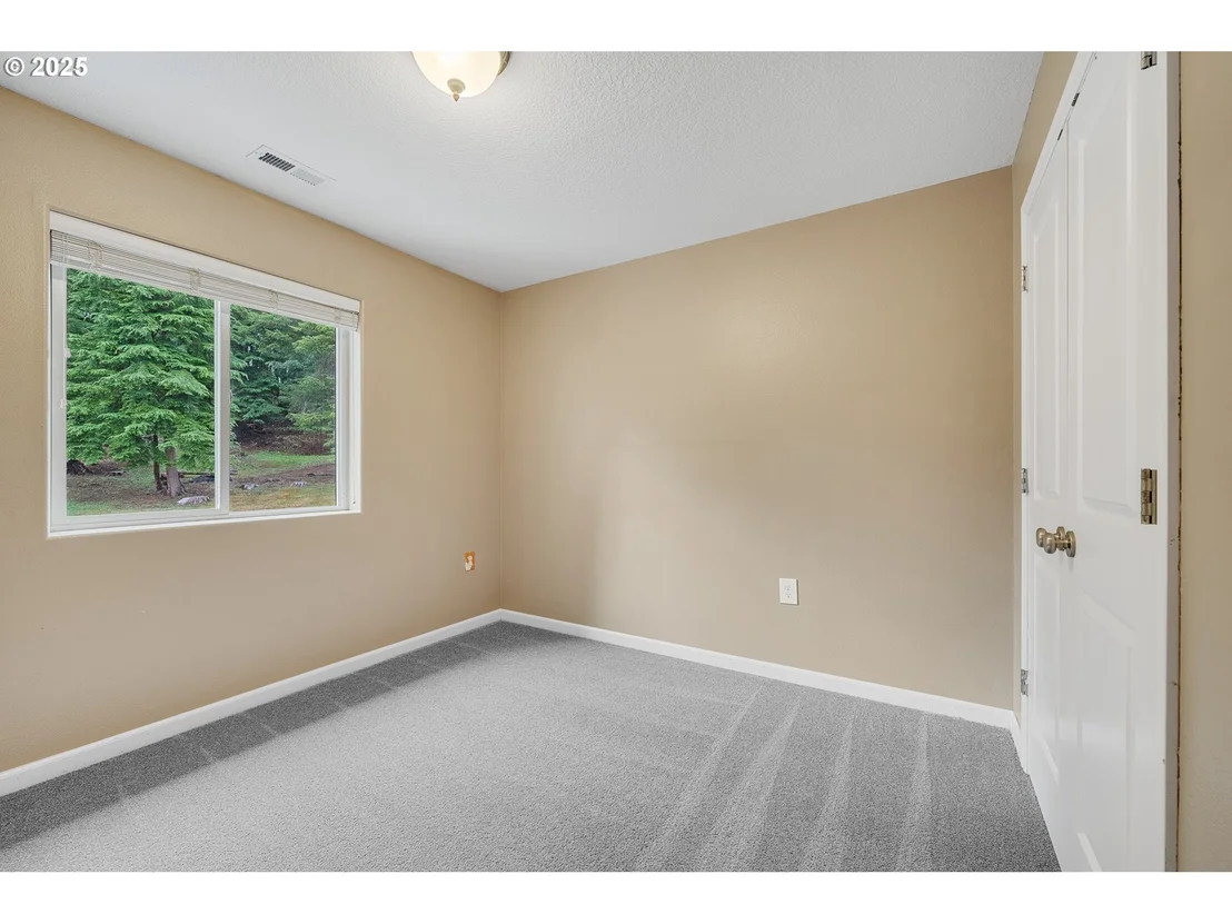 Photo of 3355 HUBERT RD