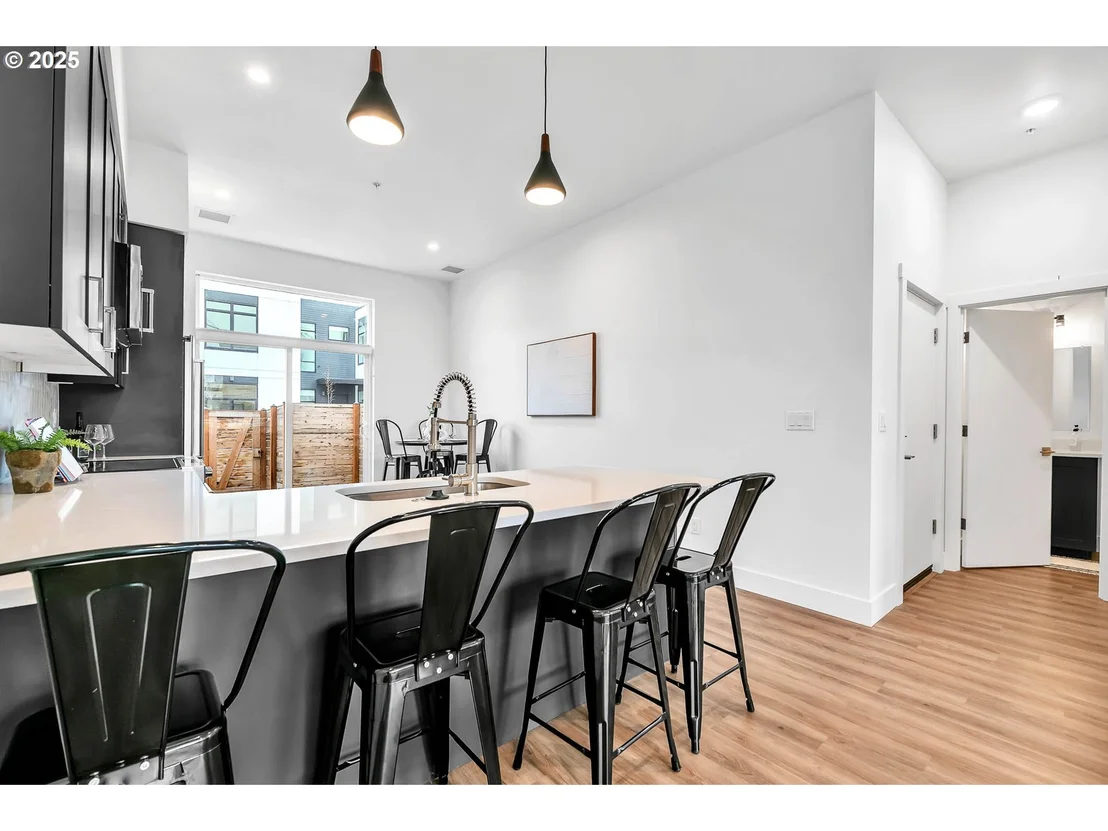 Photo of 177 E 20TH AVE