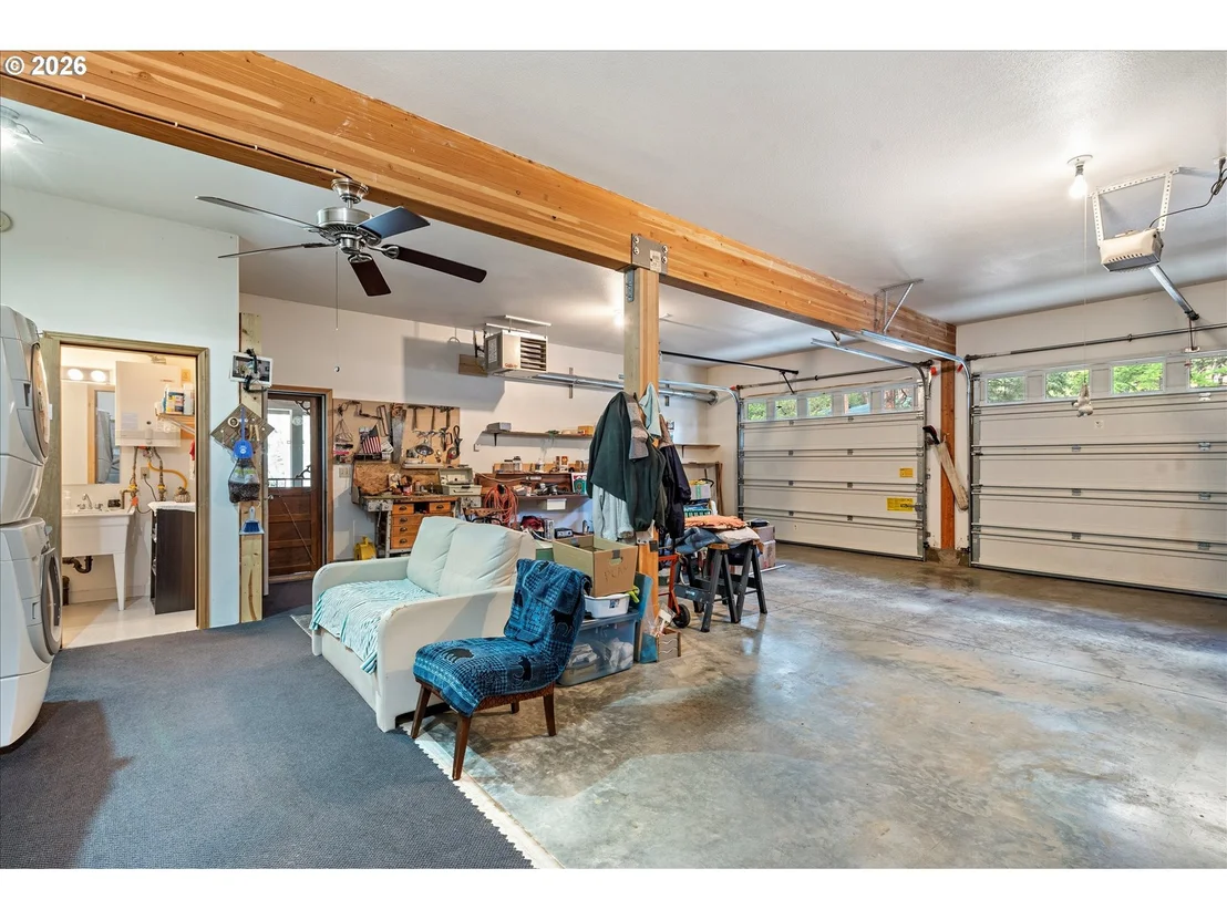 Photo of 395 BONANZA ST