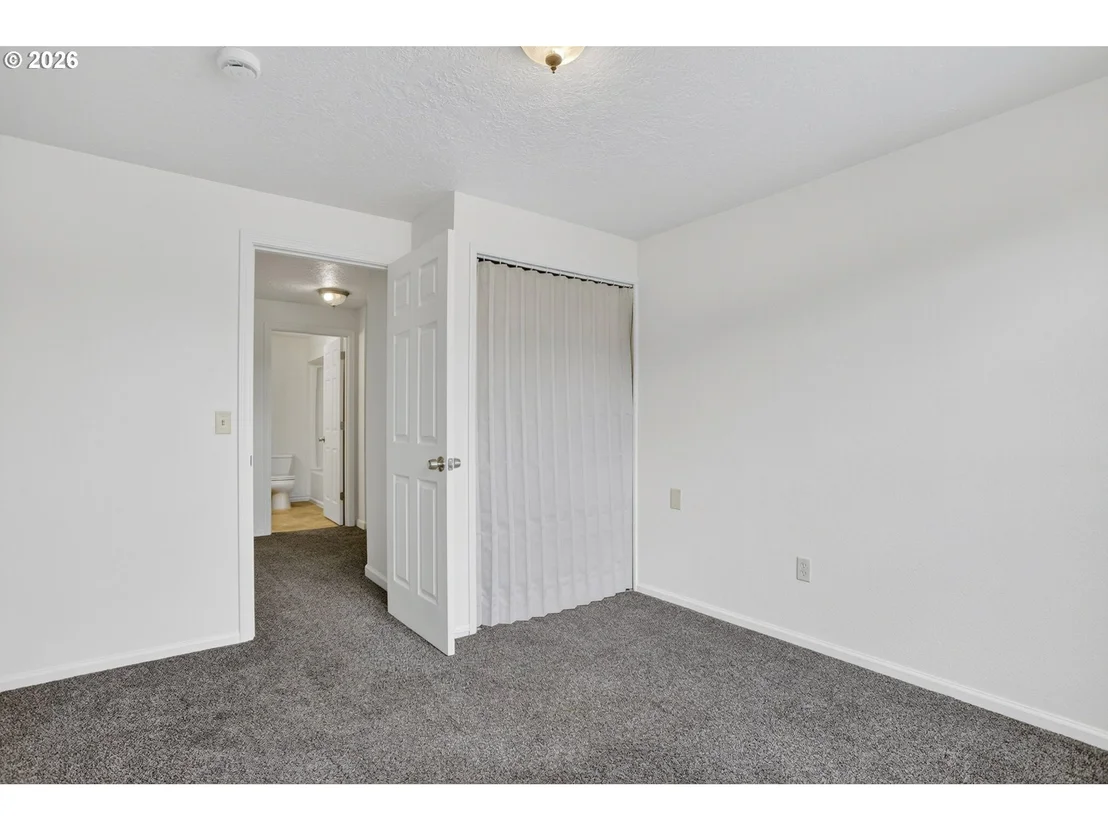 Photo of 1207 SE 217TH AVE