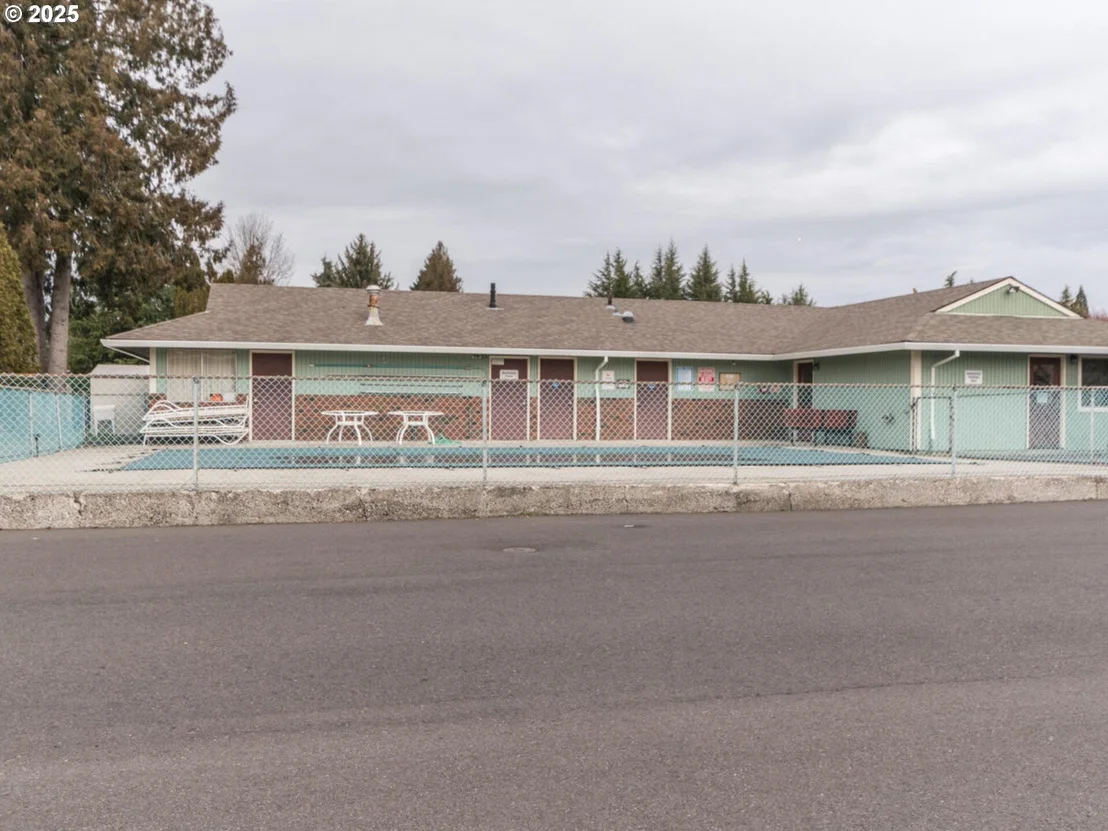 Photo of Unit 69 at 21016 SE STARK ST