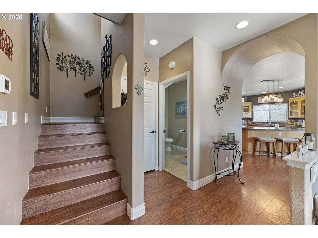 Photo of 997 KRISTA LN