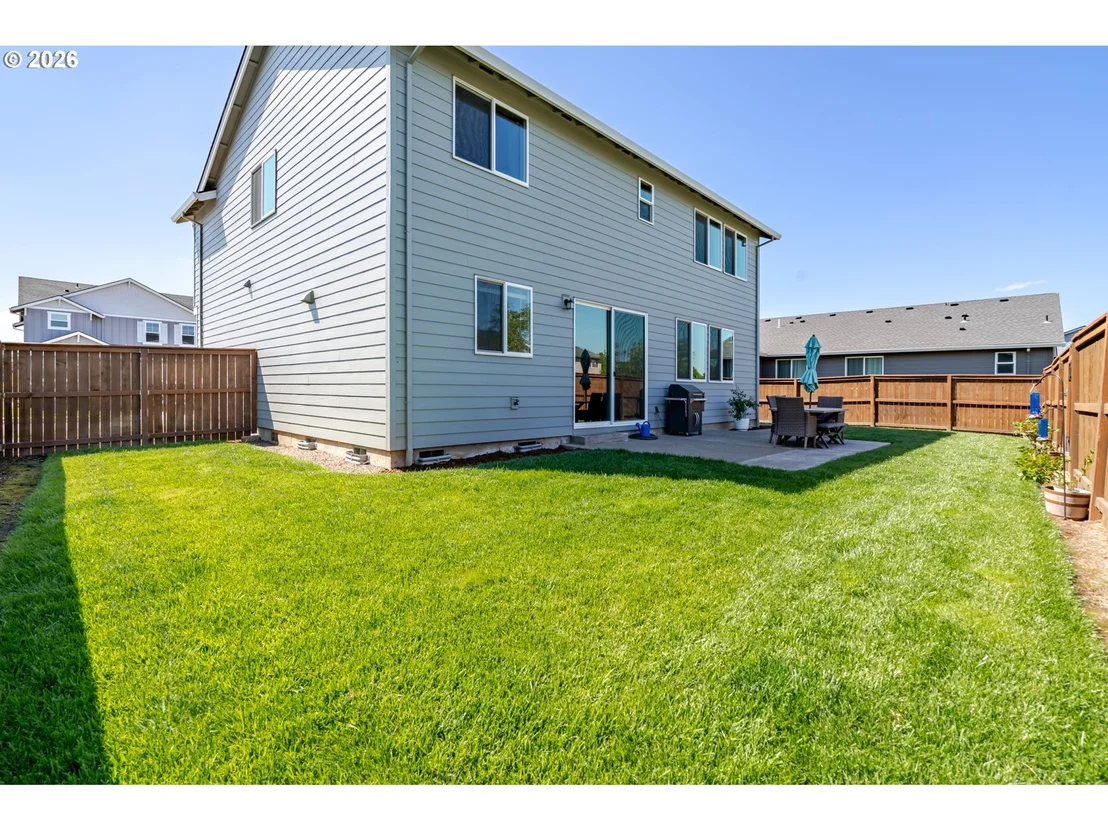 Photo of 235 WALNUT ST