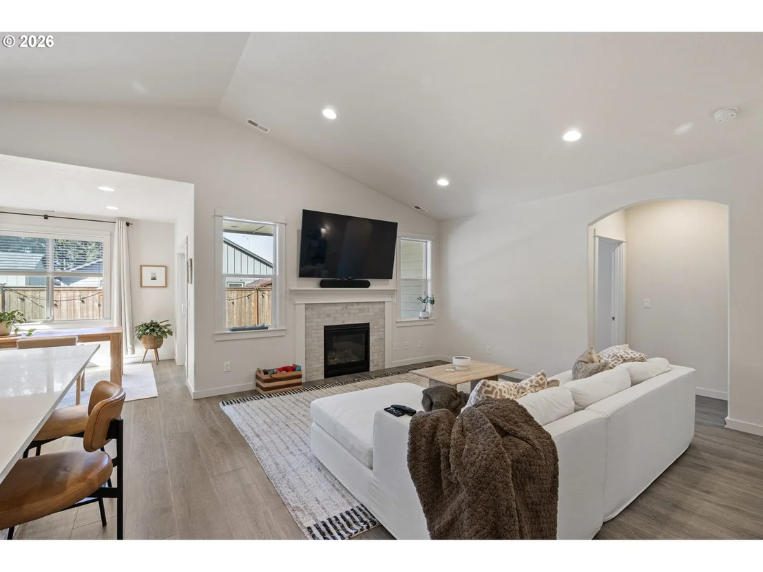 Photo of 763 S 53RD PL