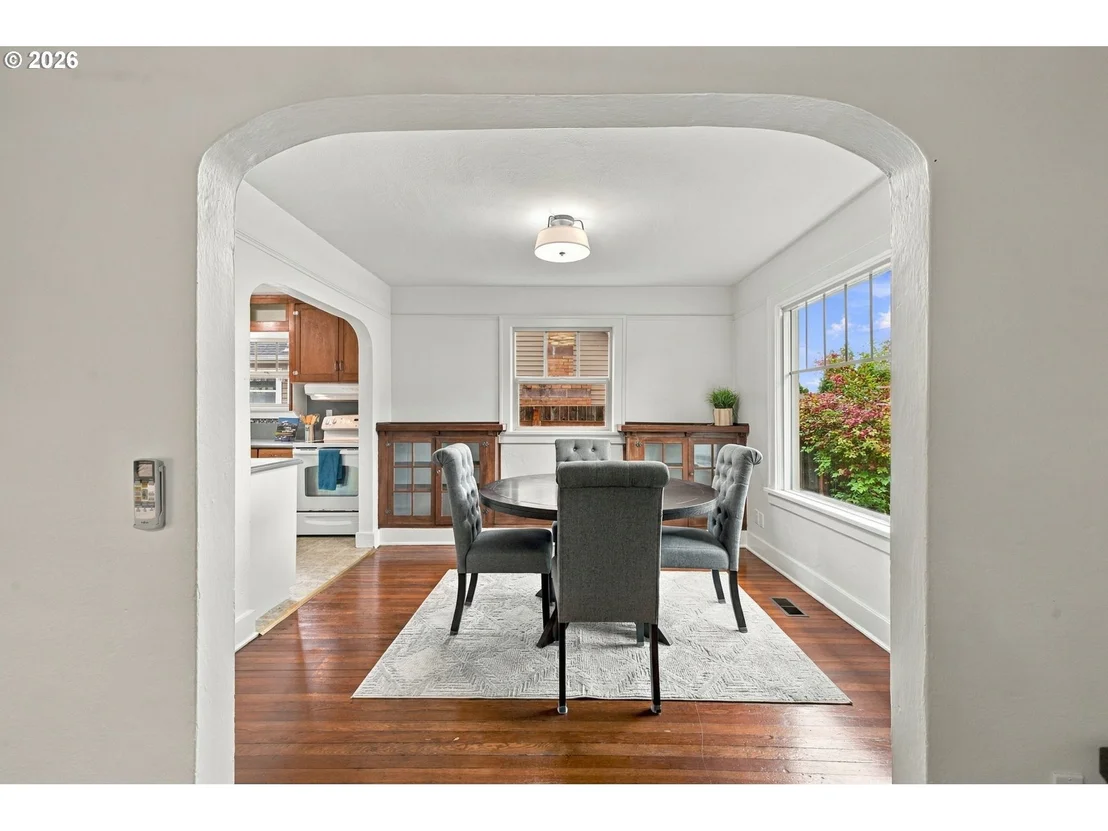 Photo of 352 W M ST