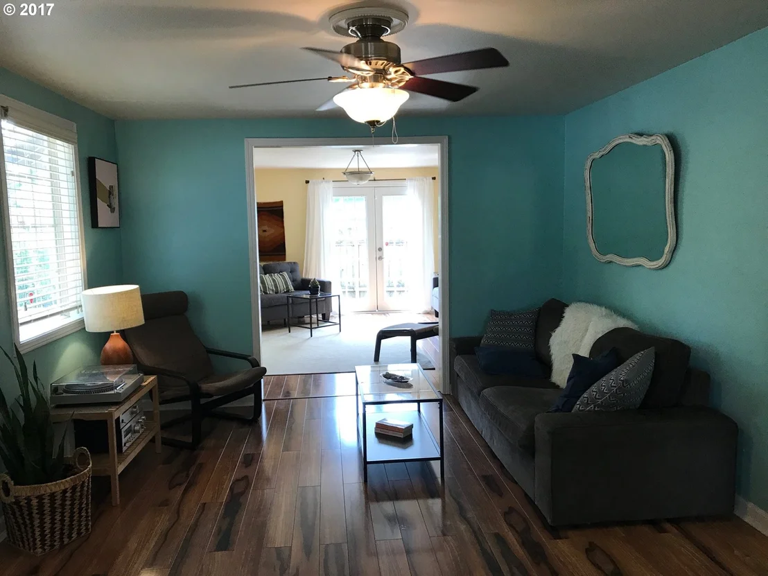 Photo of 1352 MILL ST