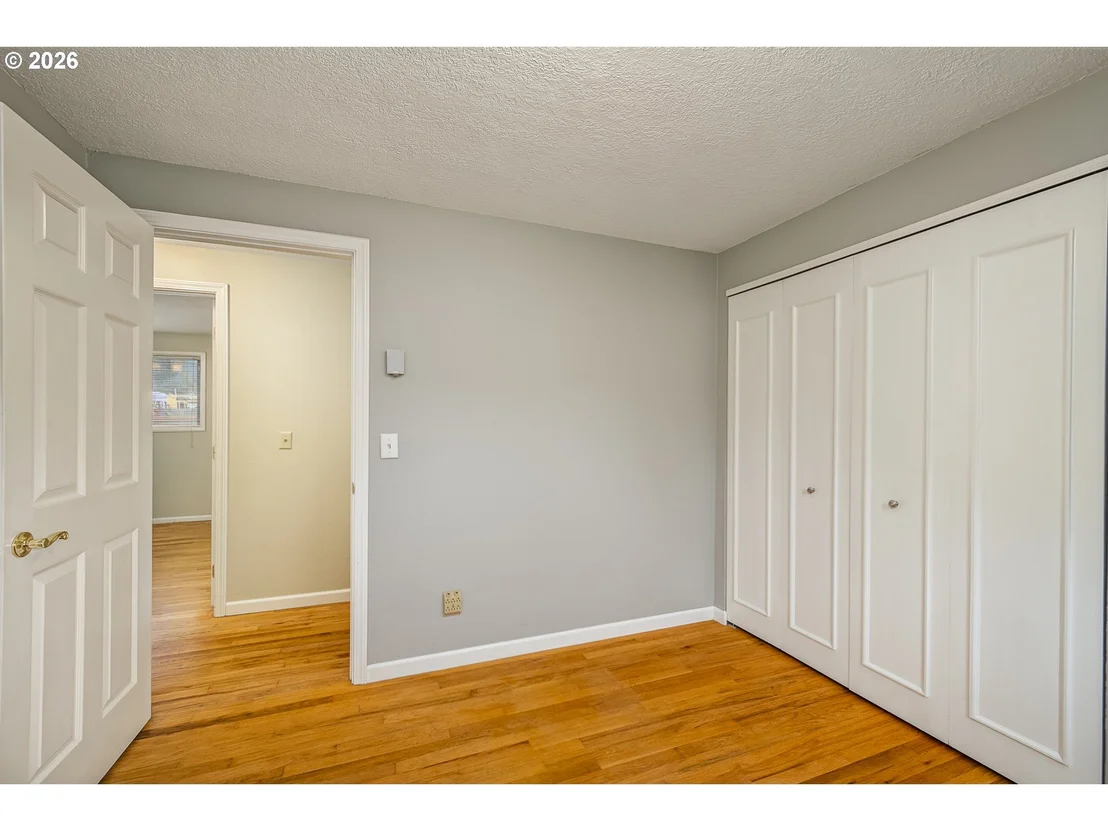 Photo of 6111 THURSTON RD