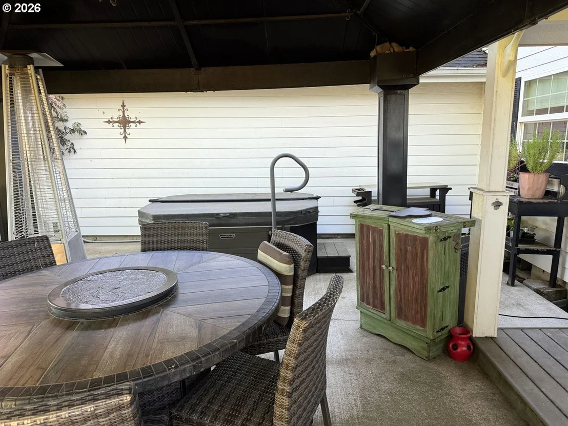 Photo of 33174 LANGMACK RD