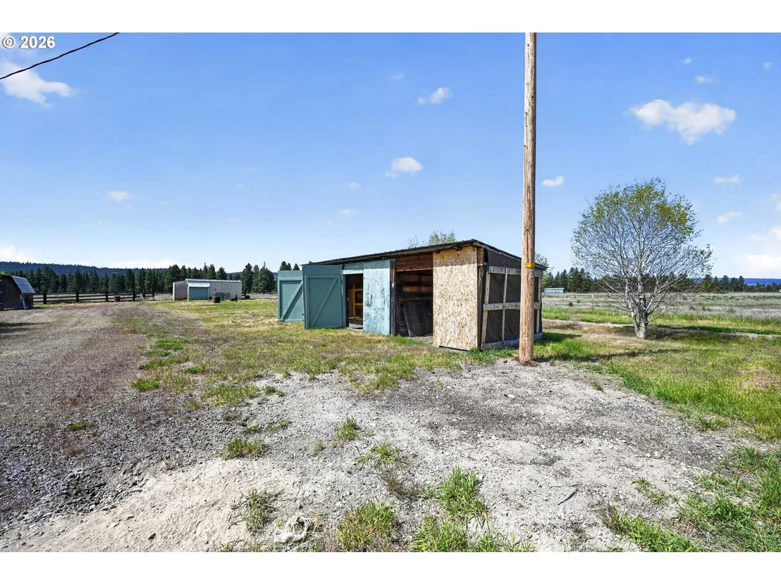 Photo of 25660 SPRAGUE RIVER RD