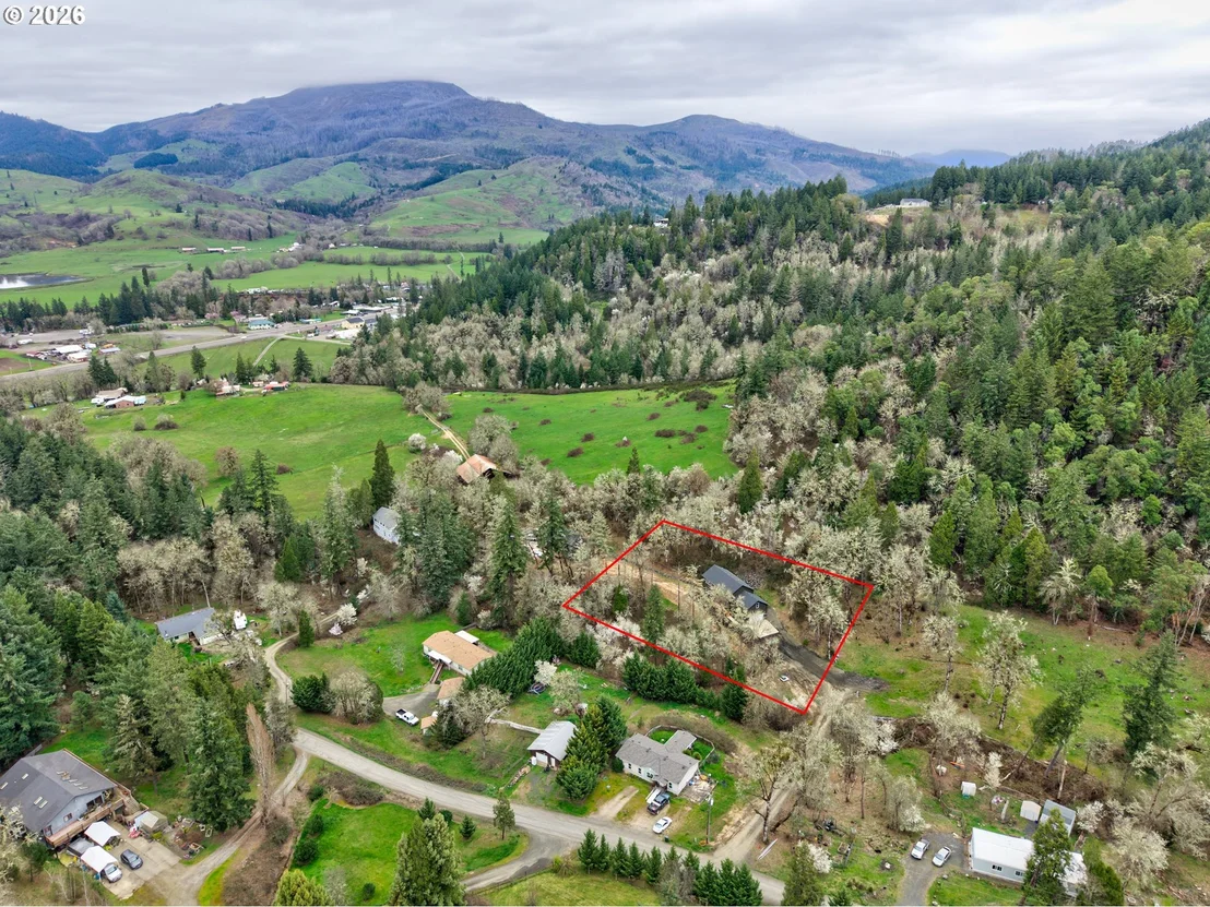 Photo of 610 TERRACE DR