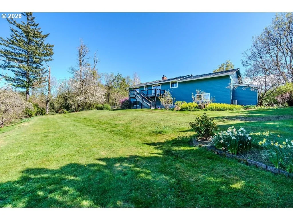 Photo of 32728 NE CHAMBERLAIN RD