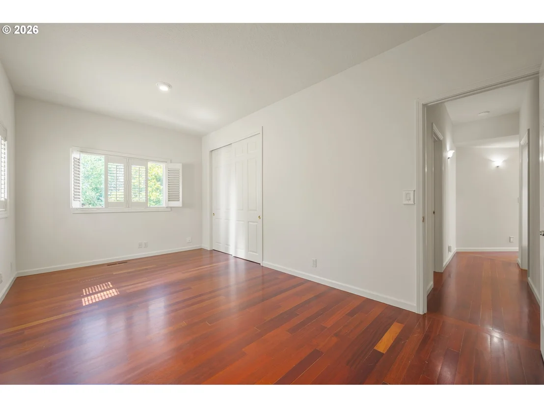 Photo of 4168 TORRINGTON AVE